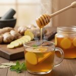 Mật ong với gừng: Công thức chữa cảm cúm tự nhiên